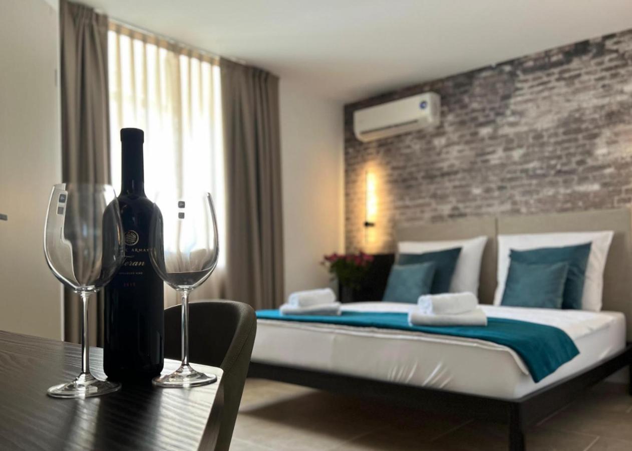Arena Prestige Apartment